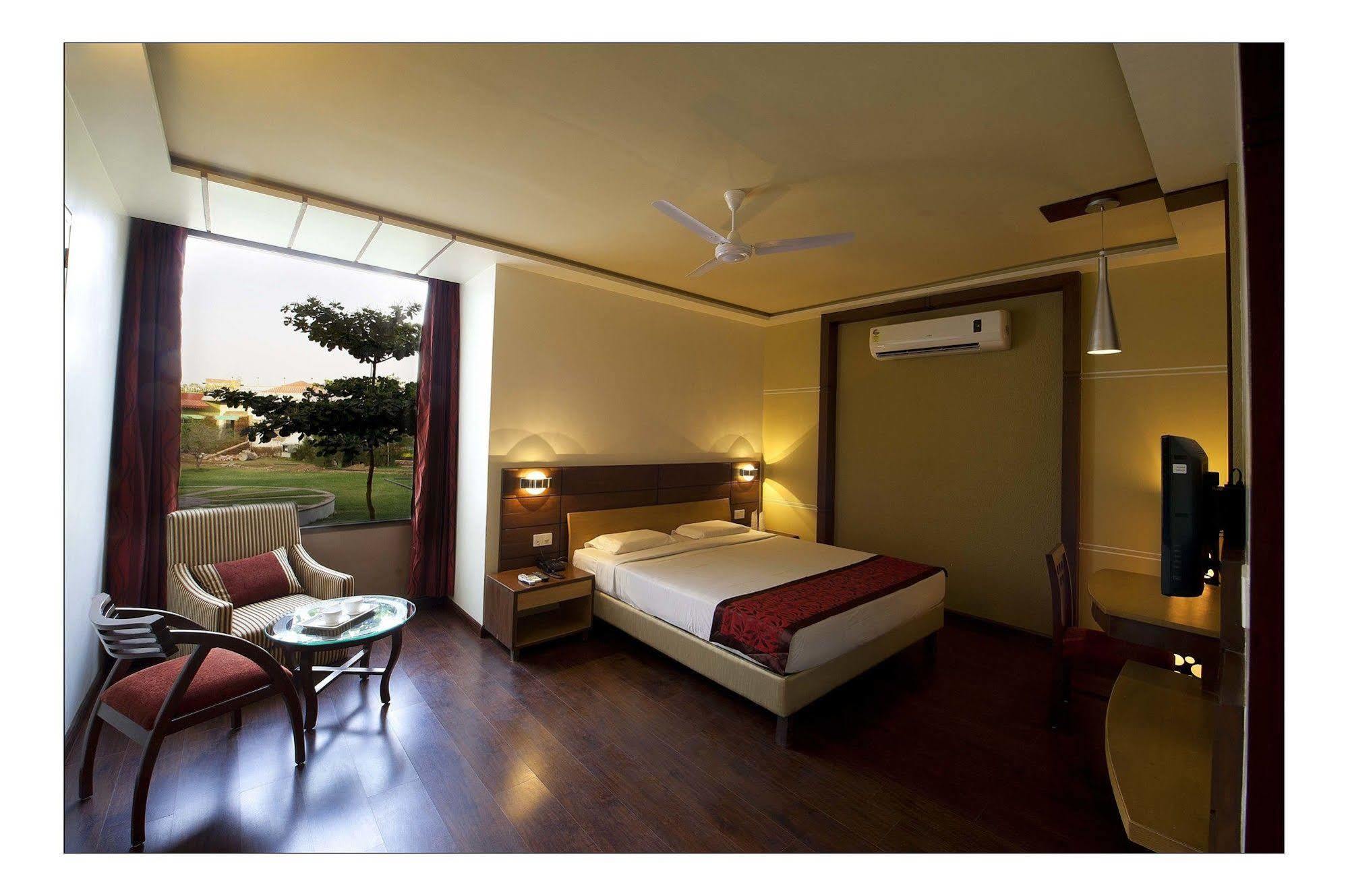 Lariya Resort Jodhpur  Bagian luar foto